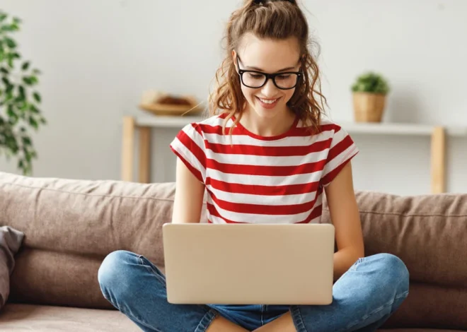 4 penyedia domain murah perbandingan 2025